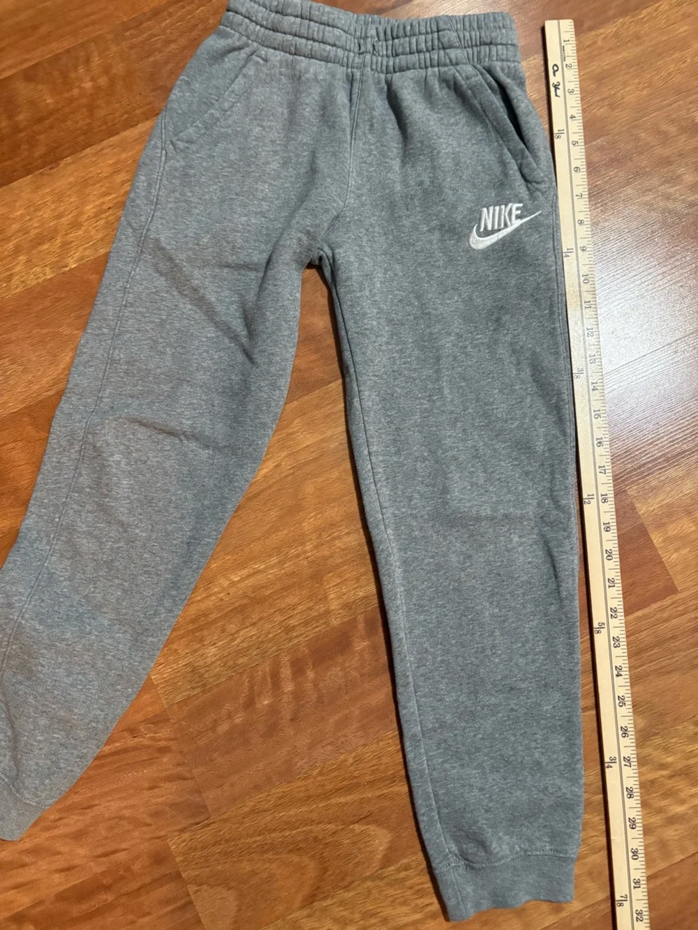 Nike Heather Gray Sweatpants with White Swoosh Boys Medium 10/12